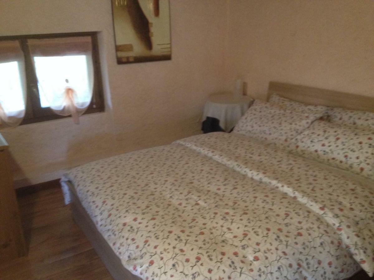 ポルト・ヴァルトラヴァーリア La Tana Del Ghiro Bed & Breakfast エクステリア 写真