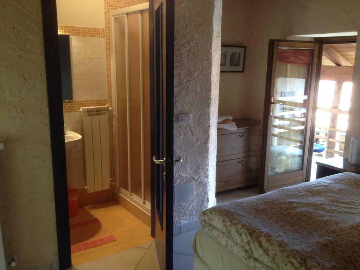 ポルト・ヴァルトラヴァーリア La Tana Del Ghiro Bed & Breakfast エクステリア 写真