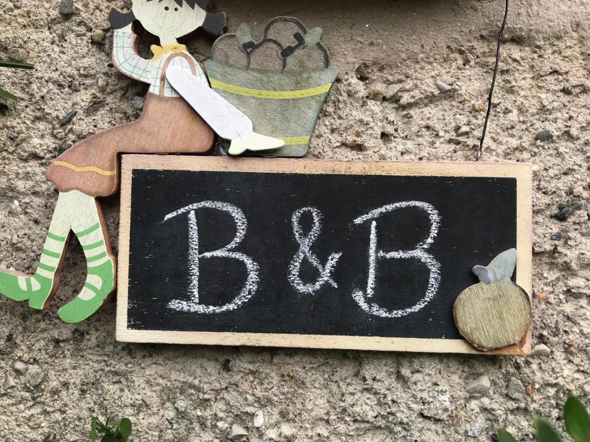 ポルト・ヴァルトラヴァーリア La Tana Del Ghiro Bed & Breakfast エクステリア 写真
